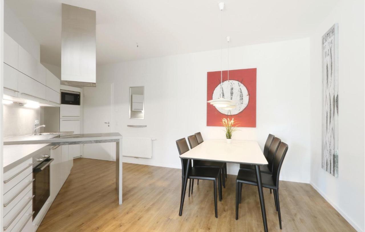 Lovely Apartment In Luebeck Travemuende With Sauna المظهر الخارجي الصورة